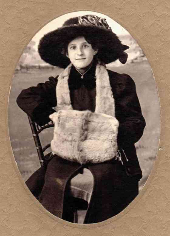 Helen 1914